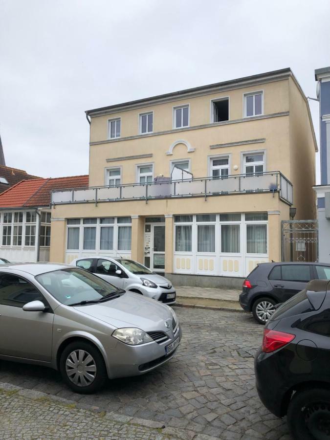 Apartment Preiswert Und Strandnah Rostock